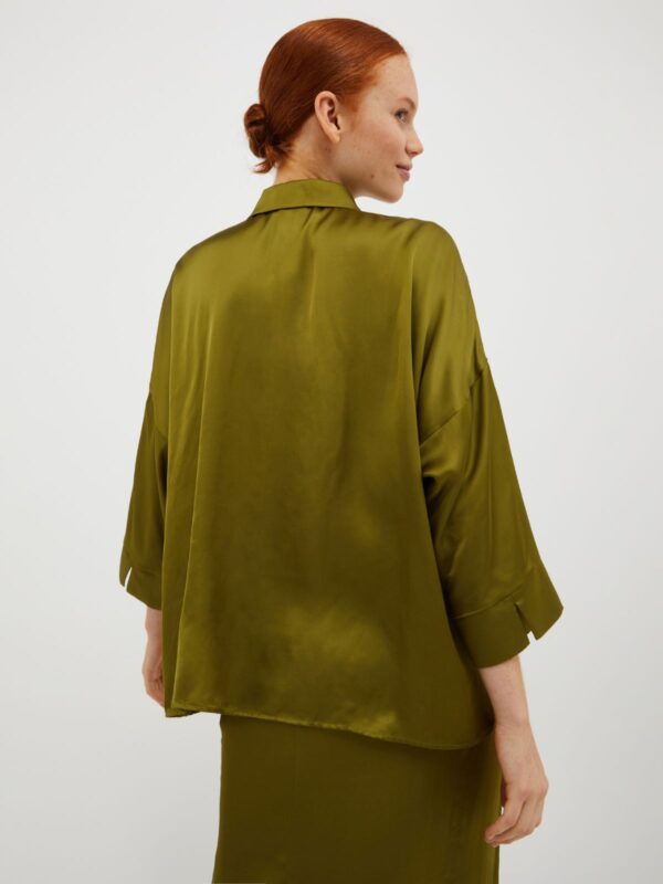 Loose-fitting satin shirt 5 Loose-fitting satin shirt - Slika 2