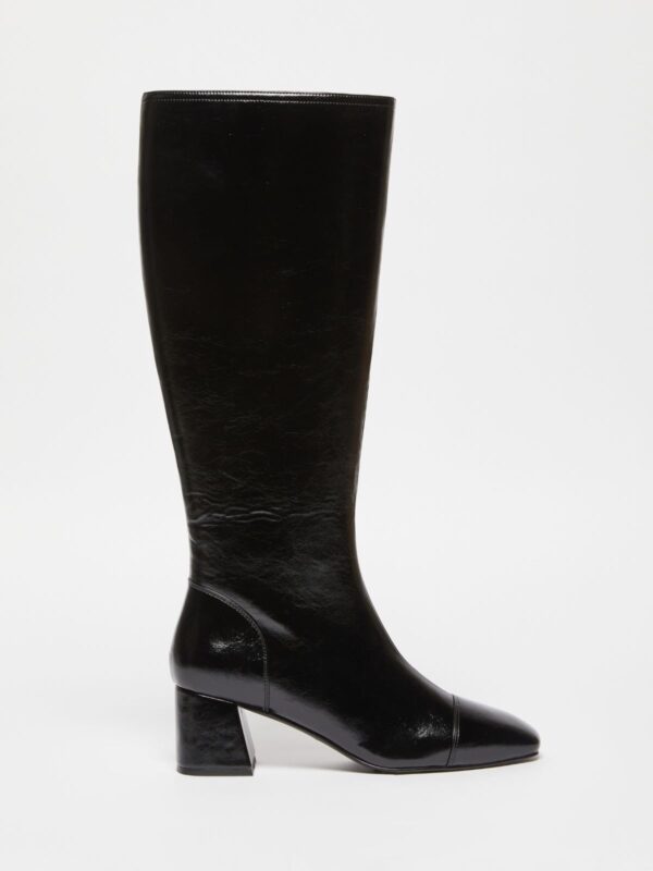 Block-heel boots