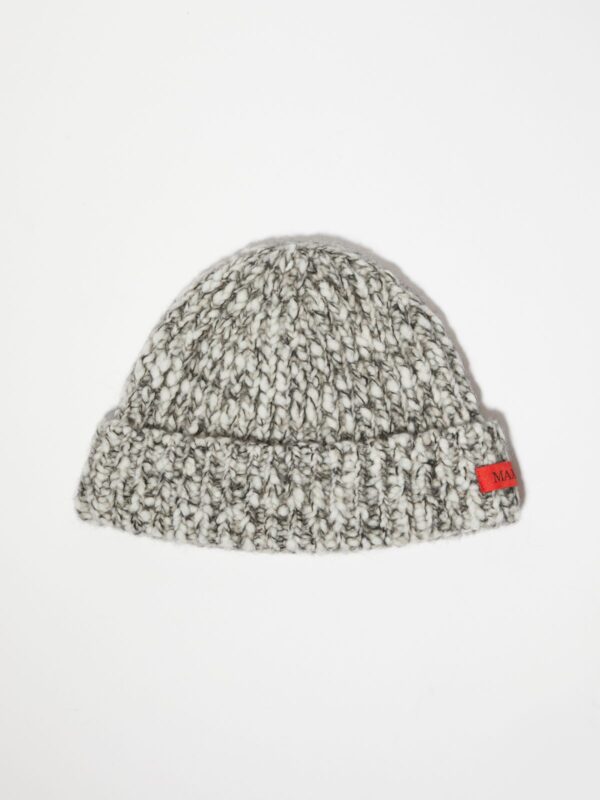 6576065702001 a beanie2 normaljpgproduct