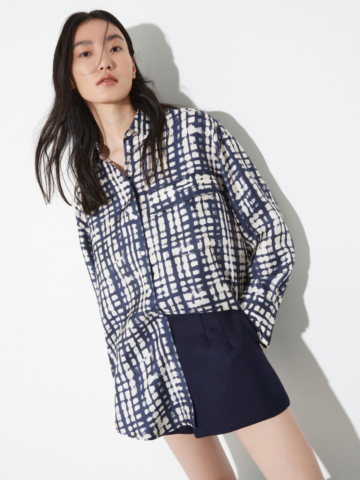 6116025402004-f-irina_normaljpgproduct