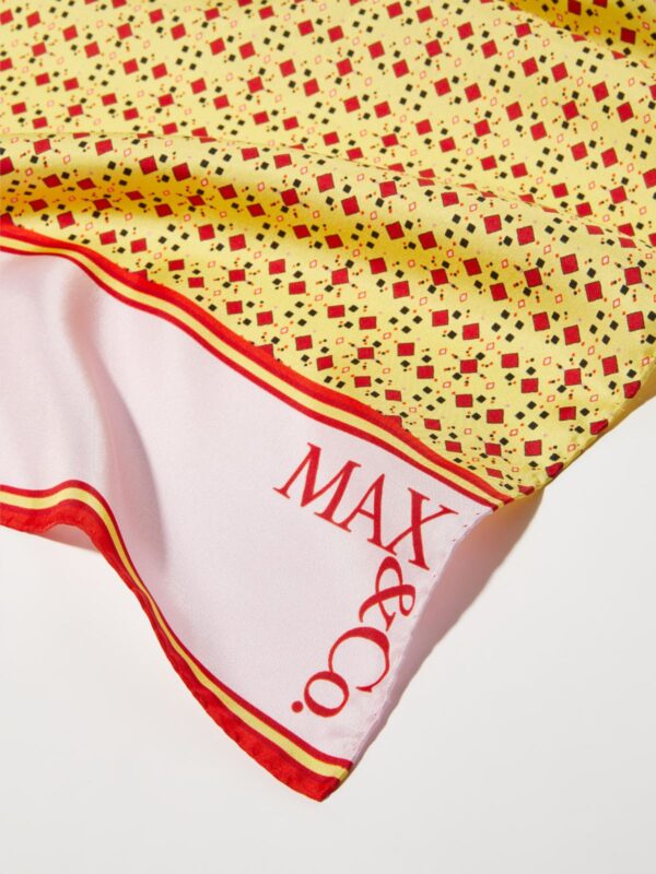 Printed silk-twill scarf 6 Printed silk-twill scarf - Slika 3